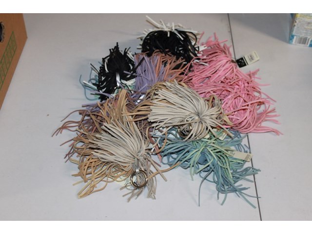 Partij frnaje hangers zie fotos ruim 9 stuks in ds c - afbeelding 1 van  5