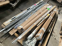 Partij fuhr - hahn -hoppe - gu - roto - sobinco - nemef - scharnieren draaikiepbeslag aanslagrubbers krukken etc - ca. 25 pallets met hang en sluitwerk - afbeelding 32 van  42