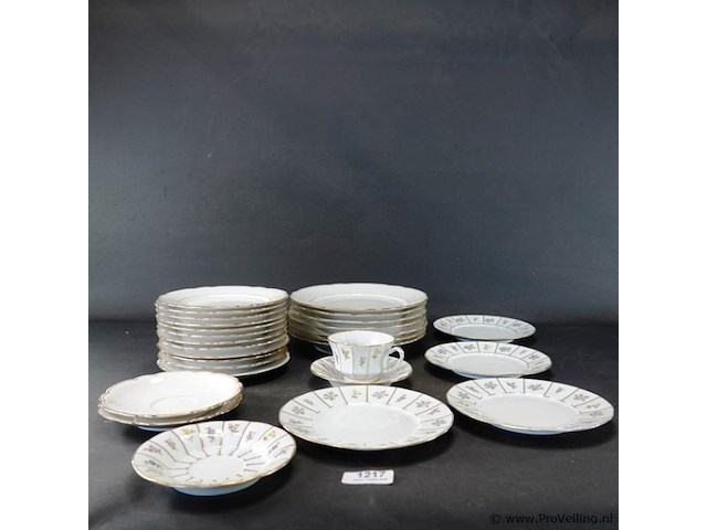 Partij fürstenberg w. germany borden diameter 15, 19, 24cm - afbeelding 2 van  5