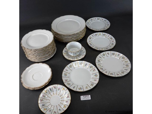 Partij fürstenberg w. germany borden diameter 15, 19, 24cm - afbeelding 3 van  5