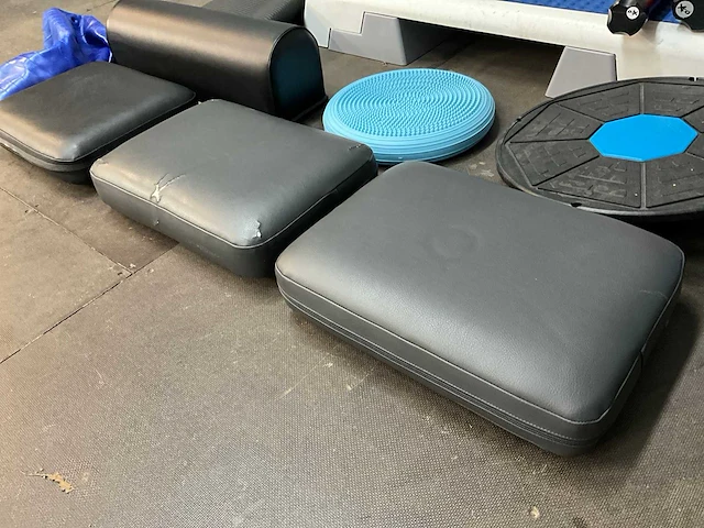 Partij fysiotherapie- en fitnessmaterialen - afbeelding 4 van  8