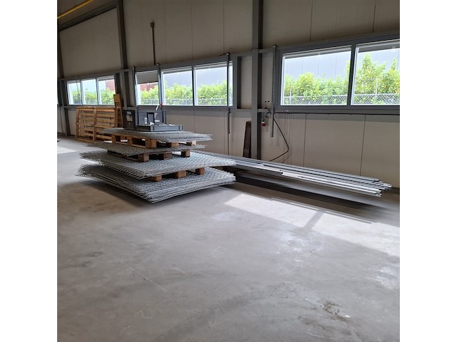 Partij gaaswand met profielen - afbeelding 3 van  3