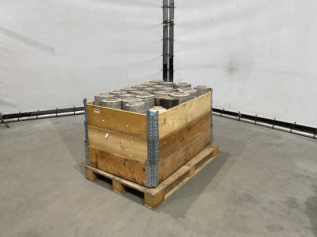 Partij garen - afbeelding 1 van  7