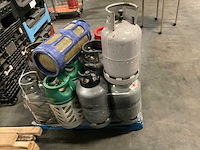 Partij gasflessen - afbeelding 3 van  3