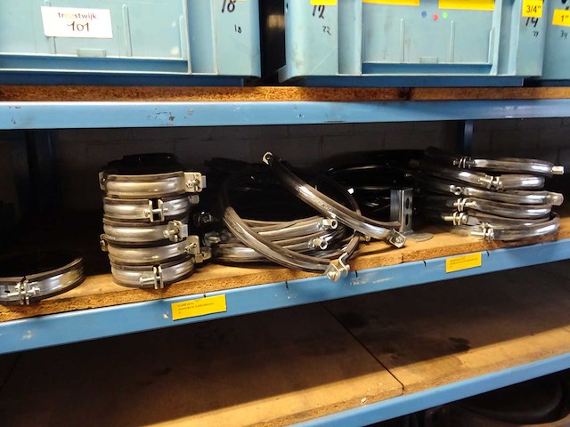 Partij gasleidingwerk en installatiemateriaal - afbeelding 24 van  39