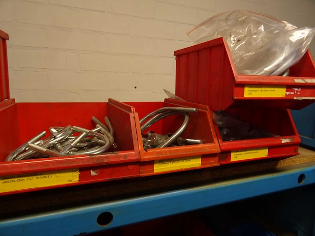 Partij gasleidingwerk en installatiemateriaal - afbeelding 32 van  39