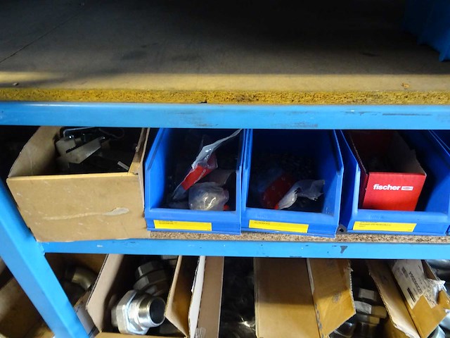 Partij gasleidingwerk en installatiemateriaal - afbeelding 34 van  39