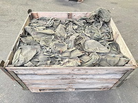 Partij gasmaskertassen - afbeelding 1 van  3