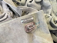 Partij gasmaskertassen - afbeelding 2 van  3