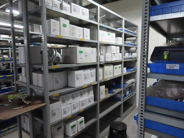 Partij gasregel installatiemateriaal, ca 250 items - afbeelding 1 van  45