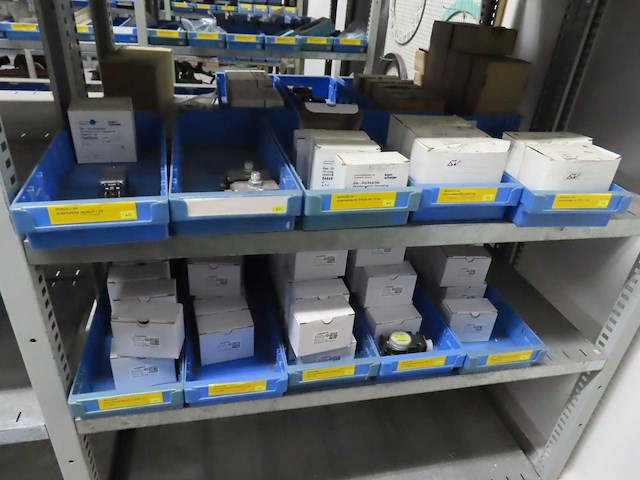 Partij gasregel installatiemateriaal, ca 250 items - afbeelding 13 van  45