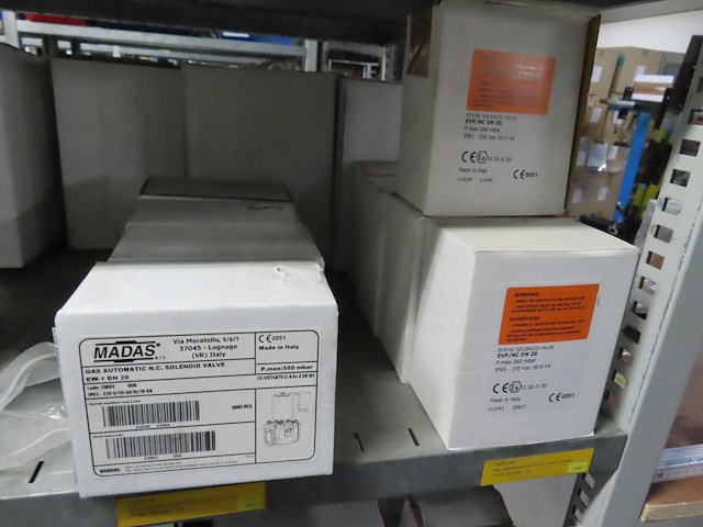 Partij gasregel installatiemateriaal, ca 250 items - afbeelding 21 van  45