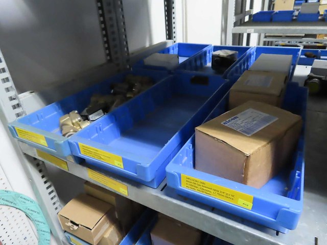 Partij gasregel installatiemateriaal, ca 250 items - afbeelding 36 van  45