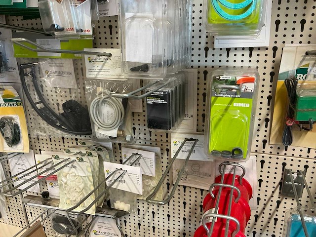 Partij gasregelaars en koppelingen - afbeelding 8 van  22