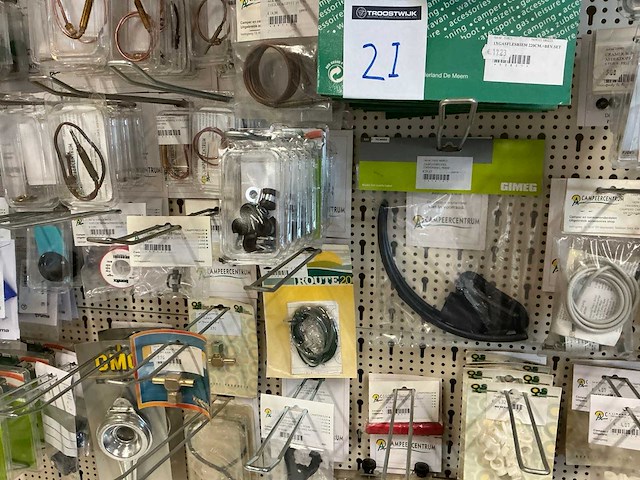 Partij gasregelaars en koppelingen - afbeelding 9 van  22