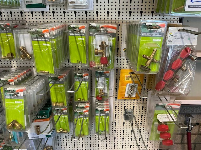 Partij gasregelaars en koppelingen - afbeelding 1 van  22