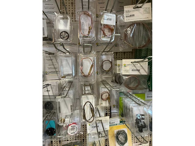 Partij gasregelaars en koppelingen - afbeelding 13 van  22