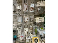 Partij gasregelaars en koppelingen - afbeelding 13 van  22