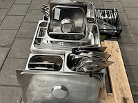 Partij gastronorm bakken en deksels - afbeelding 6 van  7