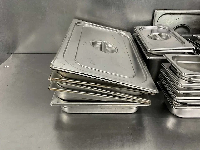 Partij gastronormbakken en deksels - afbeelding 2 van  5