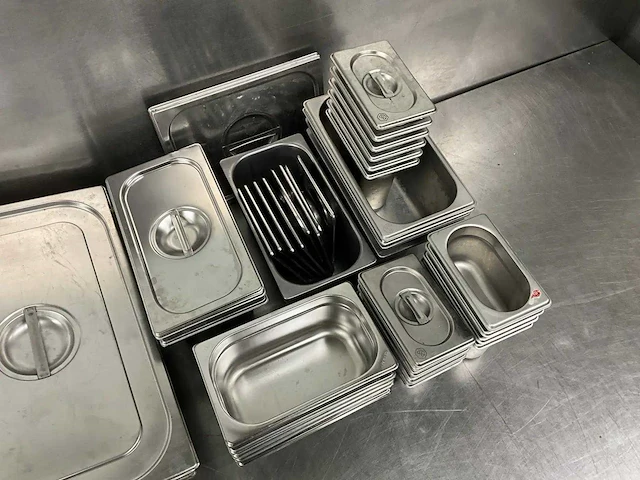 Partij gastronormbakken en deksels - afbeelding 4 van  5