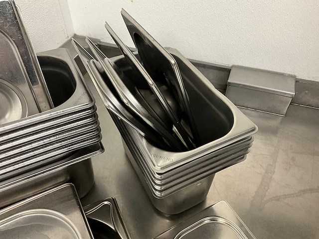 Partij gastronormbakken en deksels - afbeelding 2 van  6
