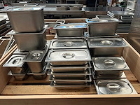 Partij gastronormbakken en deksels - afbeelding 1 van  7
