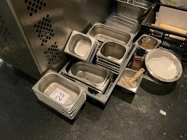 Partij gastronormbakken en divers - afbeelding 2 van  6