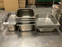 Partij gastronormbakken met pepermolens en gasvullingen (46x) - afbeelding 2 van  4