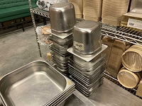 Partij gastronormbakken met pepermolens en gasvullingen (46x) - afbeelding 3 van  4