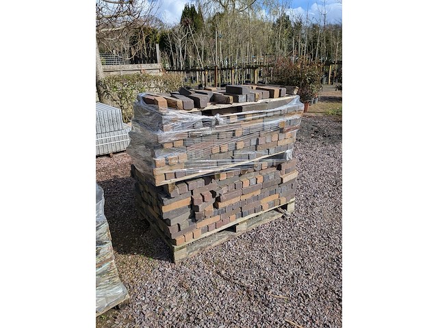 Partij gebakken stenen ca. 19.6x6.2x4.8 cm - afbeelding 1 van  6