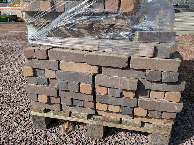 Partij gebakken stenen ca. 19.6x6.2x4.8 cm - afbeelding 5 van  6