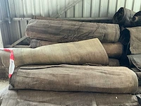 Partij gebruikte champignonteelt-/gronddoeken – ca. 1.550 mm breed – minimaal 65 meter per doek - afbeelding 2 van  7
