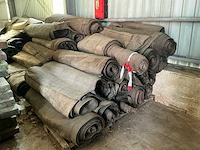 Partij gebruikte champignonteelt-/gronddoeken – ca. 1.550 mm breed – minimaal 65 meter per doek - afbeelding 4 van  7
