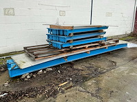 Partij gedemonteerde draagarmstellingen - afbeelding 1 van  16