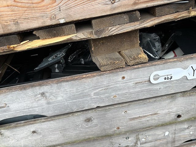 Partij gedemonteerde ict artikelen - afbeelding 5 van  6