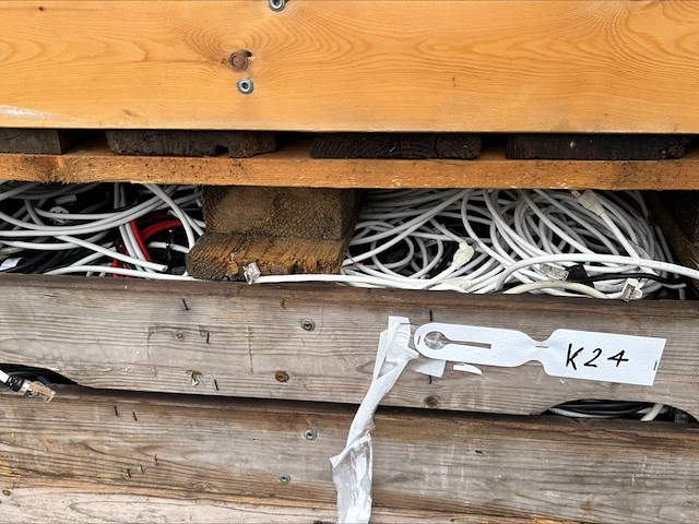 Partij gedemonteerde ict artikelen - afbeelding 4 van  6