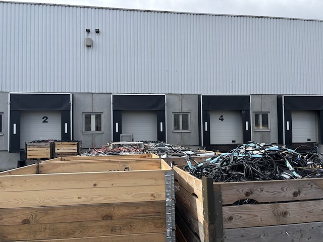 Partij gedemonteerde ict artikelen - afbeelding 3 van  4