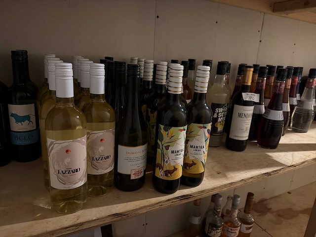 Partij gedestilleerd (80x) - afbeelding 1 van  6