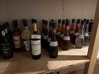 Partij gedestilleerd (80x) - afbeelding 2 van  6