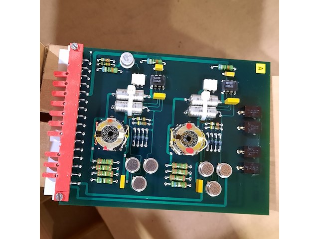 Partij gedrukte schakelingen - afbeelding 11 van  13