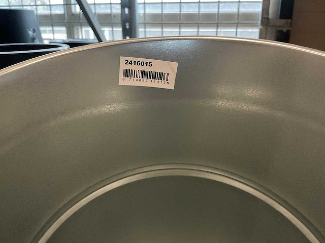 Partij gegalvaniseerde vaas op voet 22/21x60cm (264x) - afbeelding 6 van  7