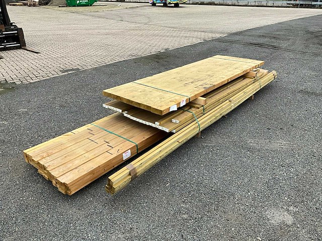 Partij geïmpregneerd hout - afbeelding 7 van  11