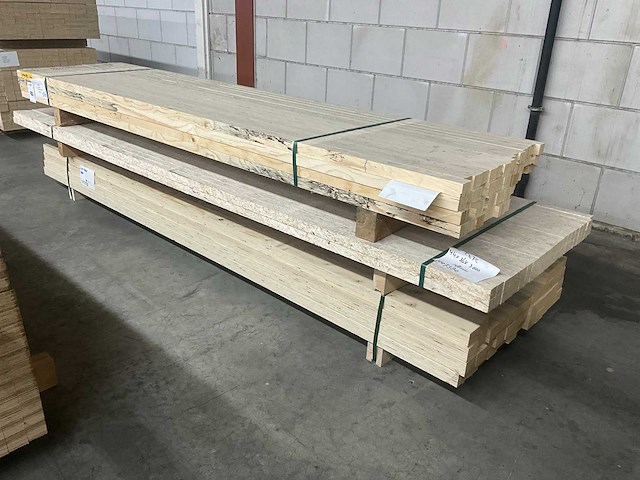 Partij gelamineerde fineerhouten balken - afbeelding 1 van  7