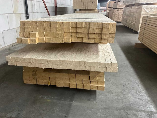 Partij gelamineerde fineerhouten balken - afbeelding 4 van  7