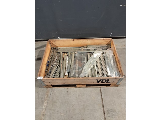 Partij geleiderails, o.a accuride - afbeelding 1 van  5