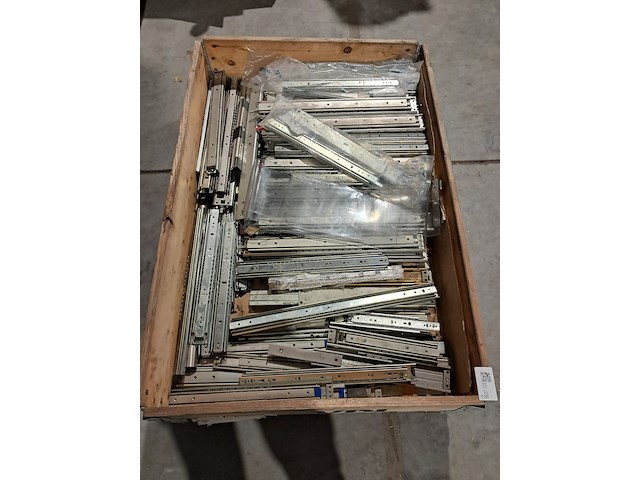 Partij geleiderails, o.a accuride - afbeelding 2 van  5