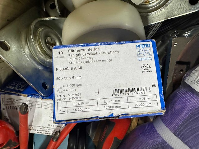 Partij gemengde hijs-/spanmiddelen & werkplaatsmateriaal (149kg) - afbeelding 5 van  9