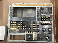 Partij gemengde industriële besturings- en electronica componenten - afbeelding 7 van  9