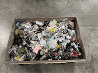 Partij gemengde industriële onderdelen / pneumatische & hydraulische componenten (215kg) - afbeelding 4 van  8